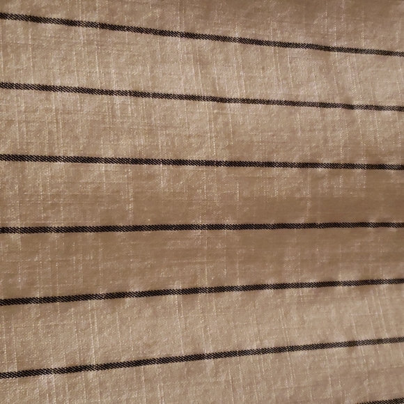 Supply and Demand ruffle drop sleeve linen blouse - Picture 3 of 4